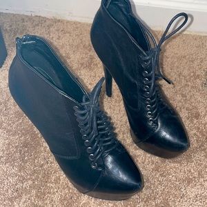 Steve Madden Secretive Leather Boot